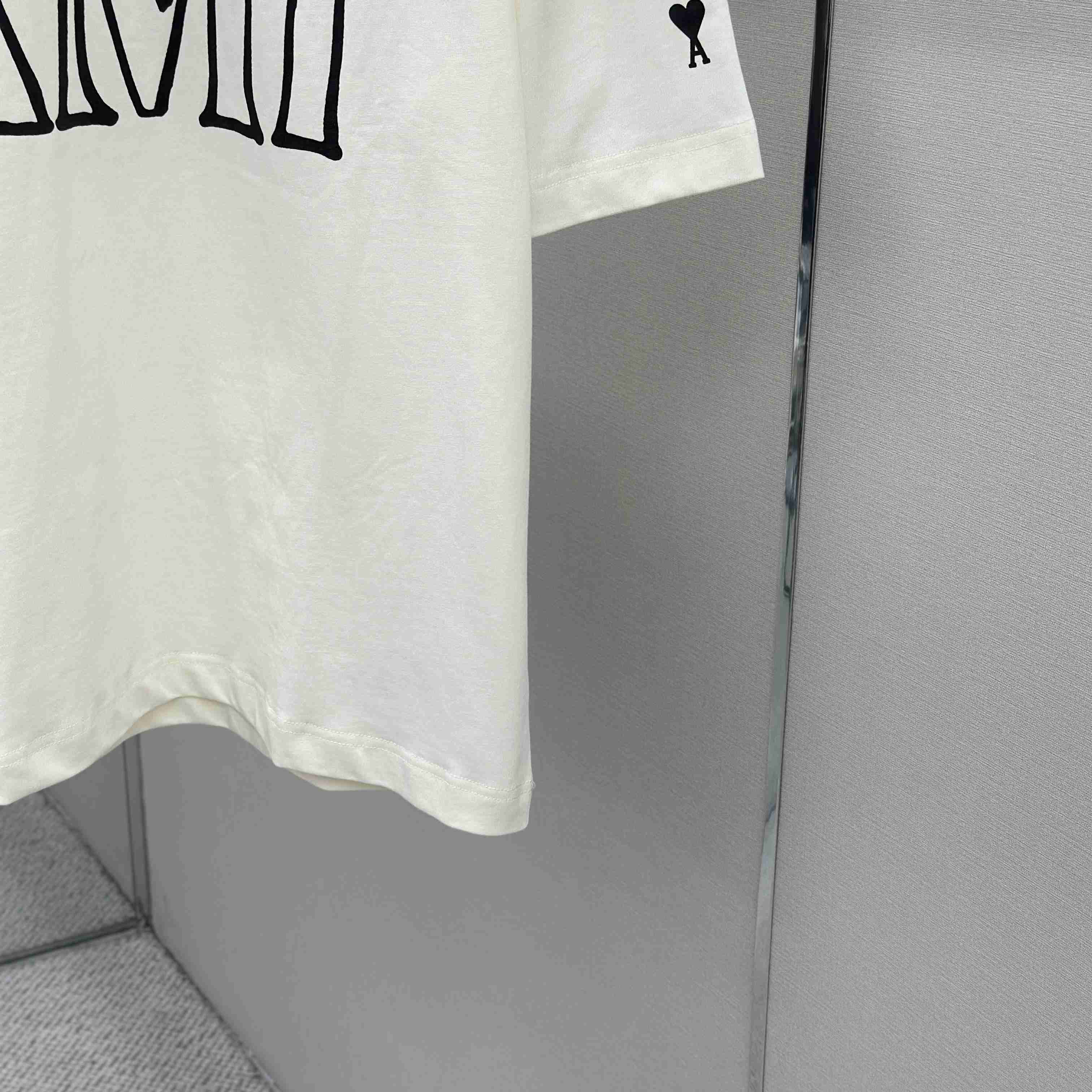 AMI Paris White Cotton Ami Paris Print T-shirt - DopestKickz