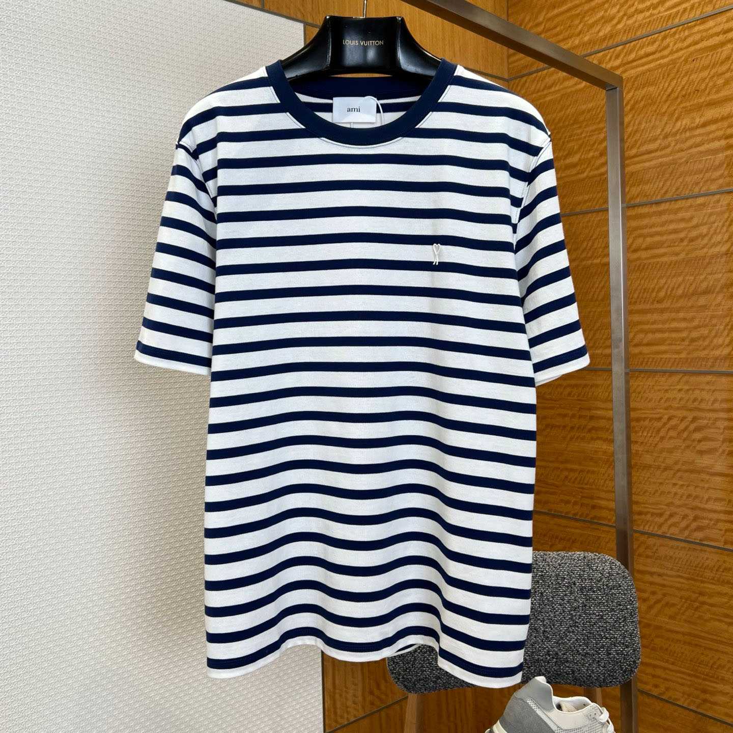 AMI Paris White & Navy Boxy Mariniere 'Ami De Coeur' T-shirt - DopestKickz