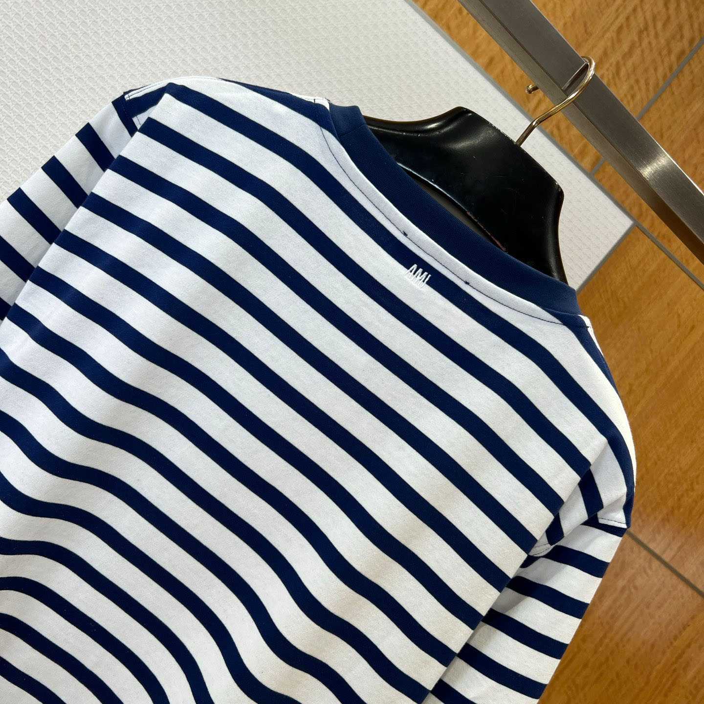 AMI Paris White & Navy Boxy Mariniere 'Ami De Coeur' T-shirt - DopestKickz
