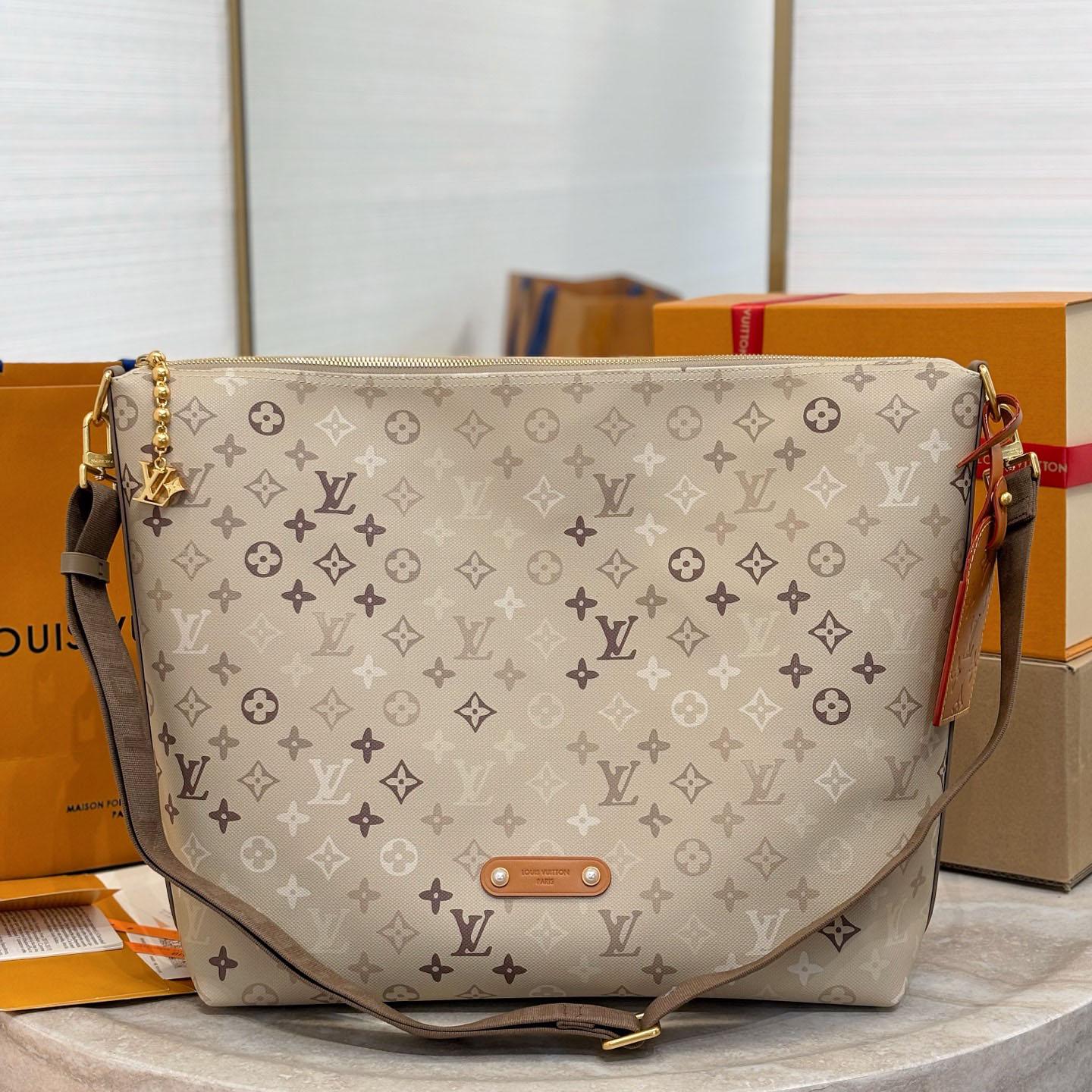 Louis Vuitton Vagabond Hobo M26931 - DopestKickz