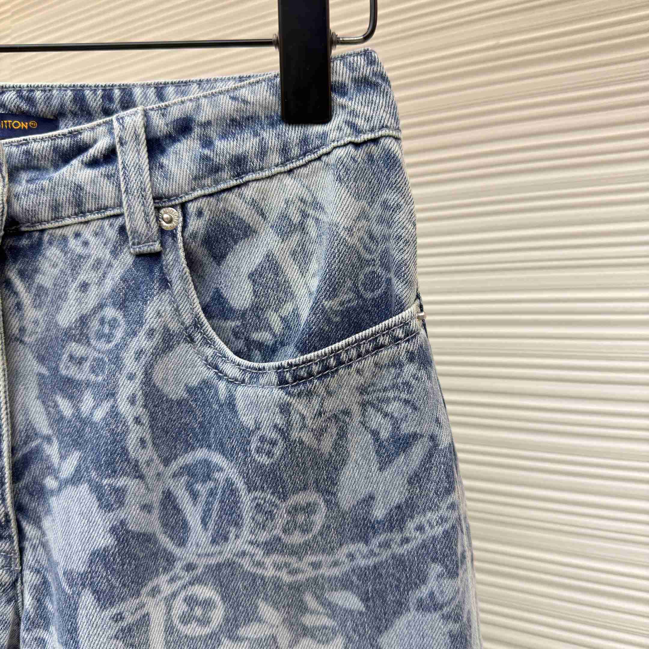 Louis Vuitton LV Bloom Jeans 1AJZ2E - DopestKickz