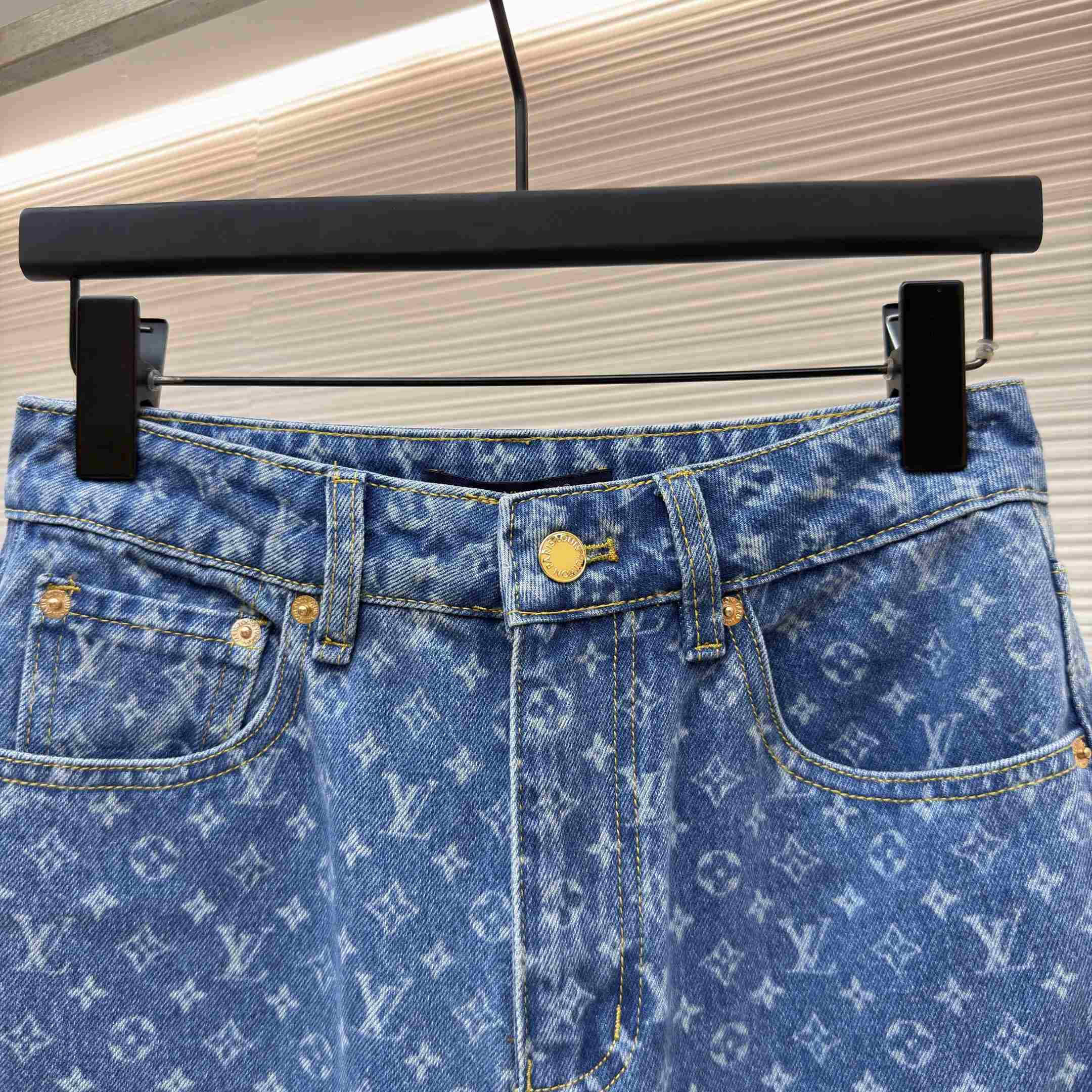 Louis Vuitton Monogram Flared Jeans 1AHENS - DopestKickz