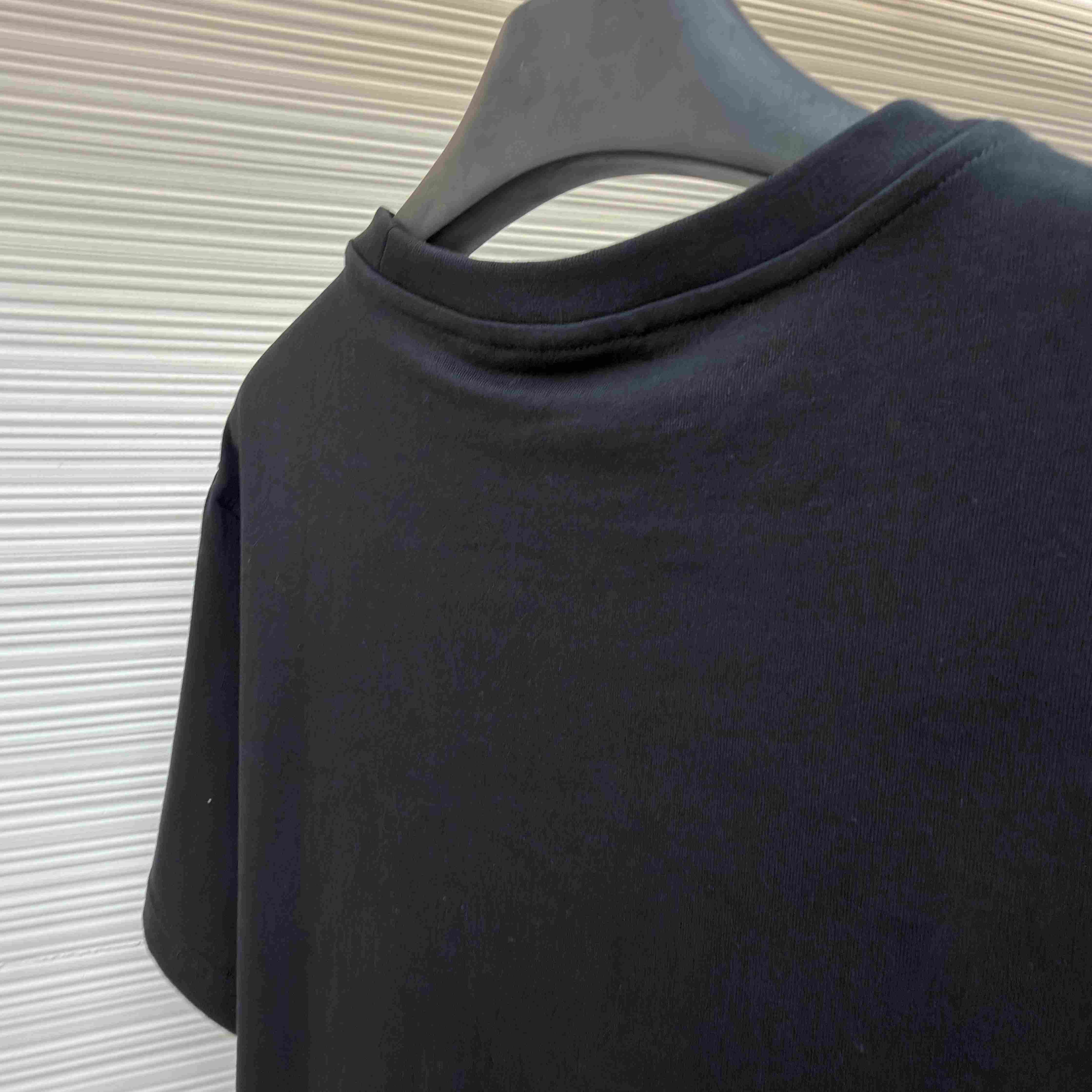Canada Goose Logo-Embroidered T-shirt - DopestKickz