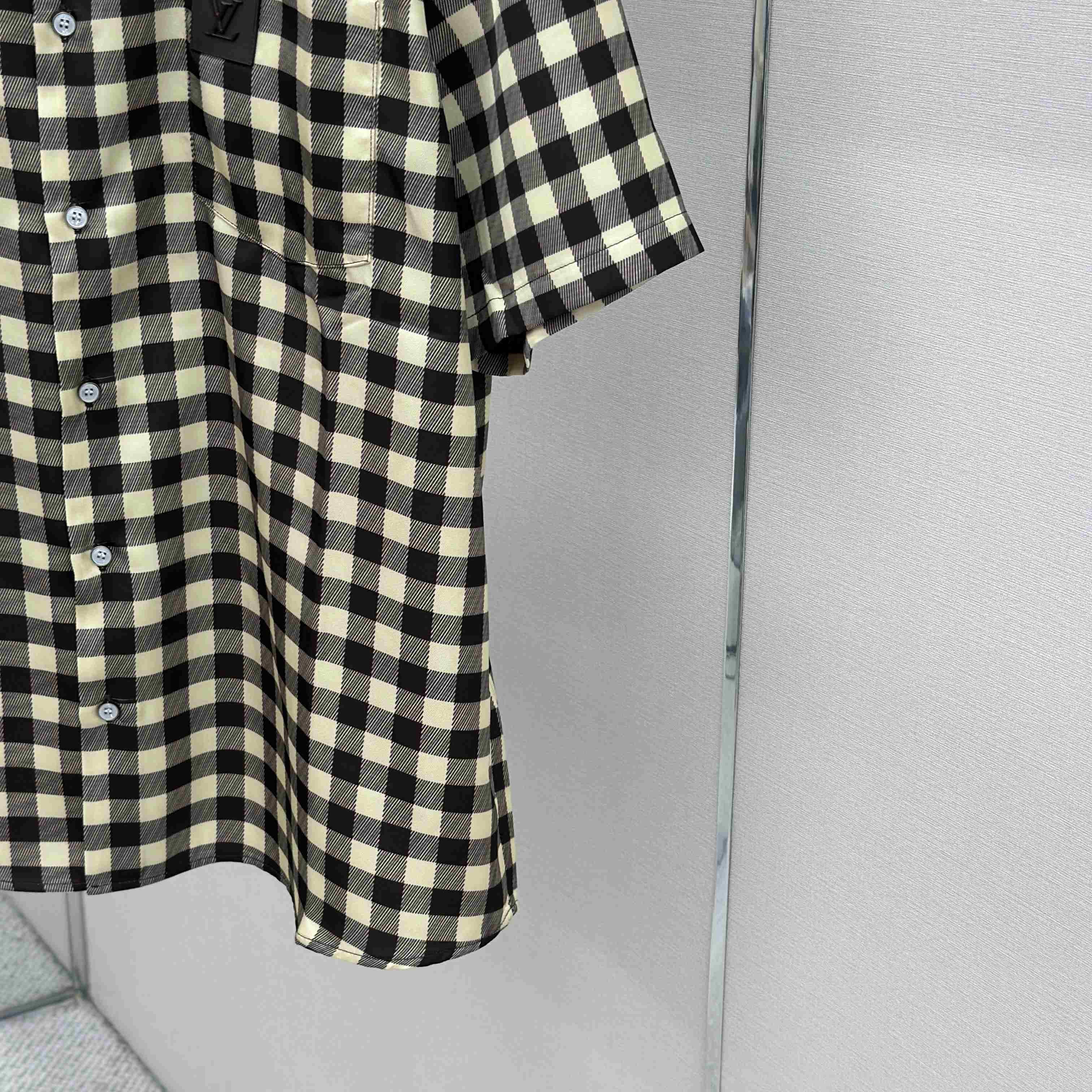 Louis Vuitton Damier Jacquard Short-Sleeved Shirt 1AJRGI - DopestKickz