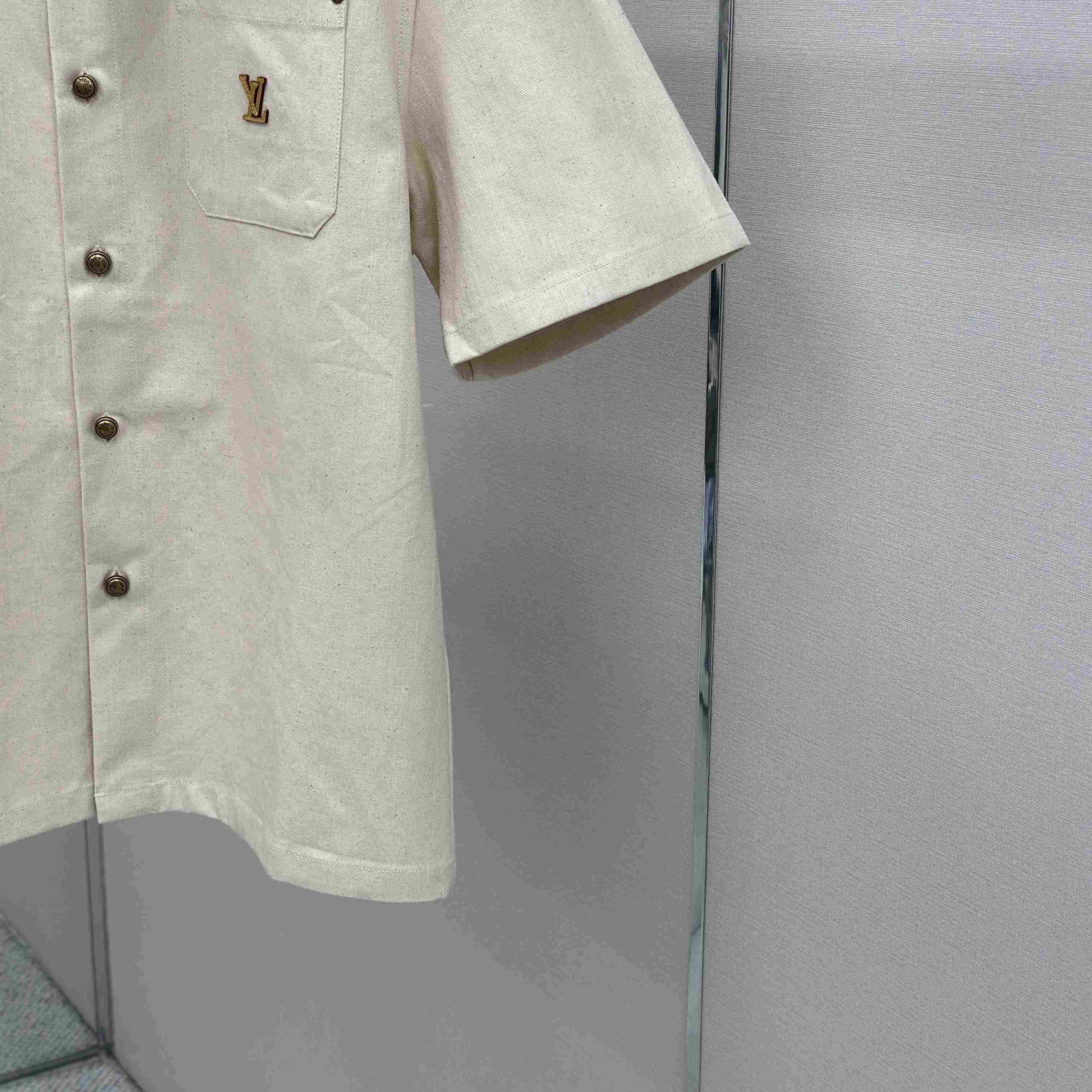 Louis Vuitton Short-Sleeved Silk-Cotton Shirt 1AK7CE - DopestKickz