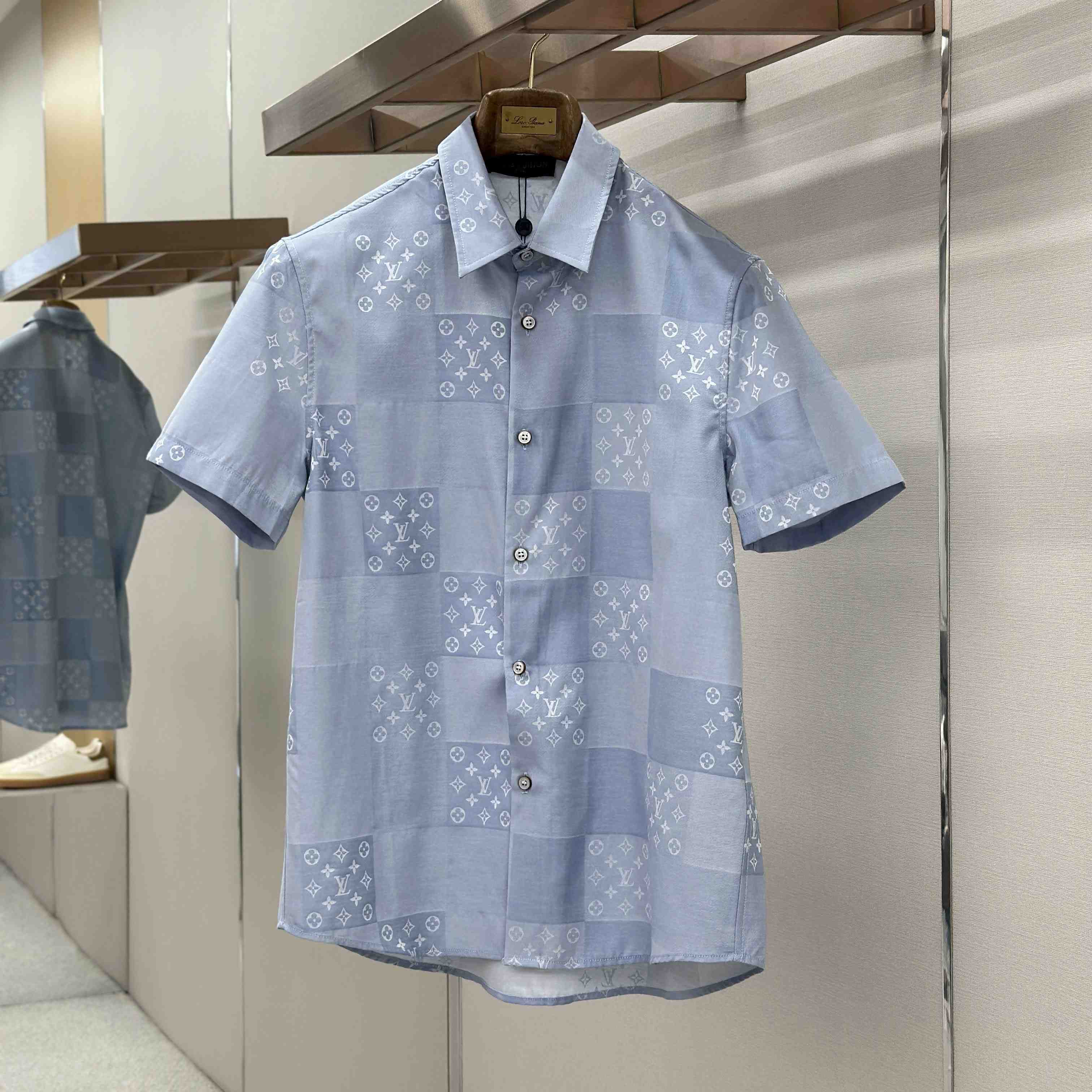 Louis Vuitton Patchwork Jacquard Short-Sleeved Shirt  1AK77O - DopestKickz