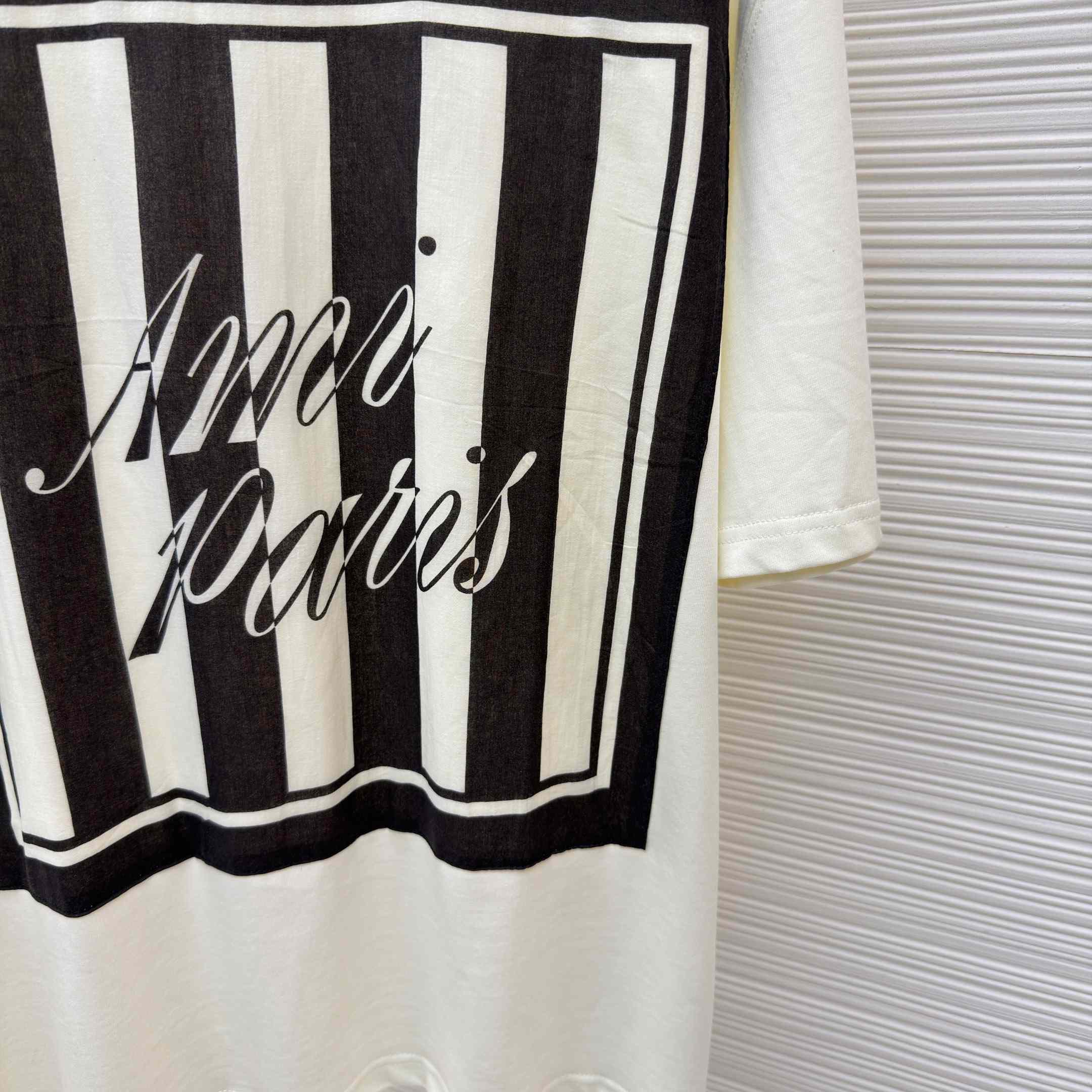 AMI Paris Logo-Print Striped-Patch T-shirt - DopestKickz