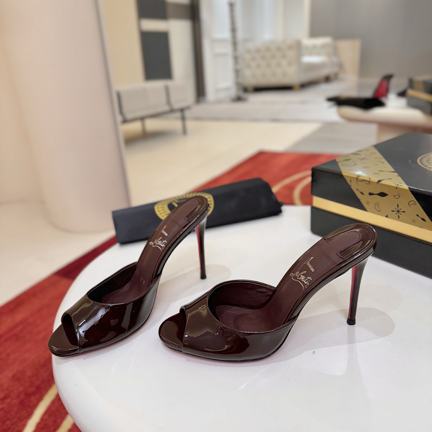Christian Louboutin Me Dolly 100MM Patent Leather Mules - DopestKickz