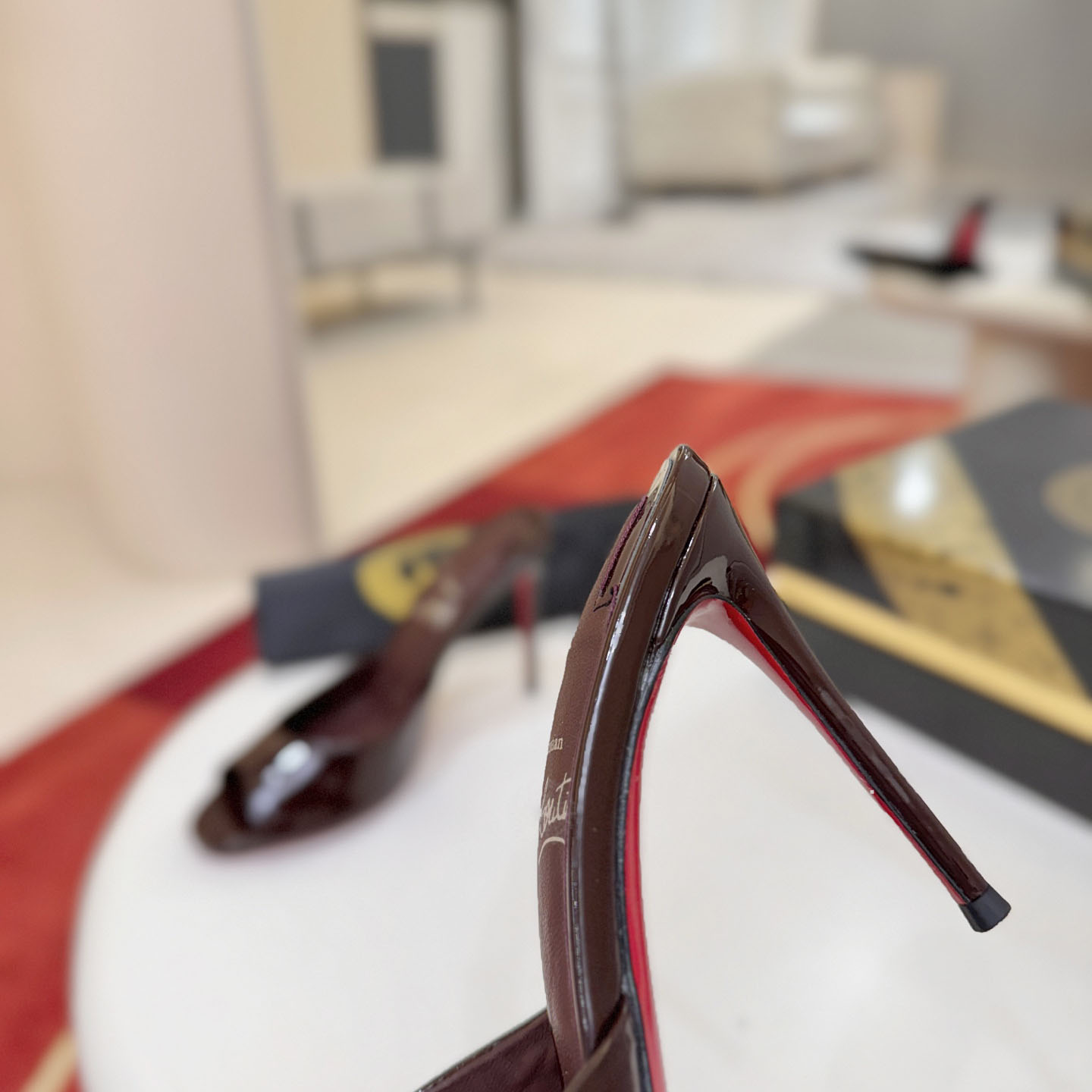 Christian Louboutin Me Dolly 100MM Patent Leather Mules - DopestKickz
