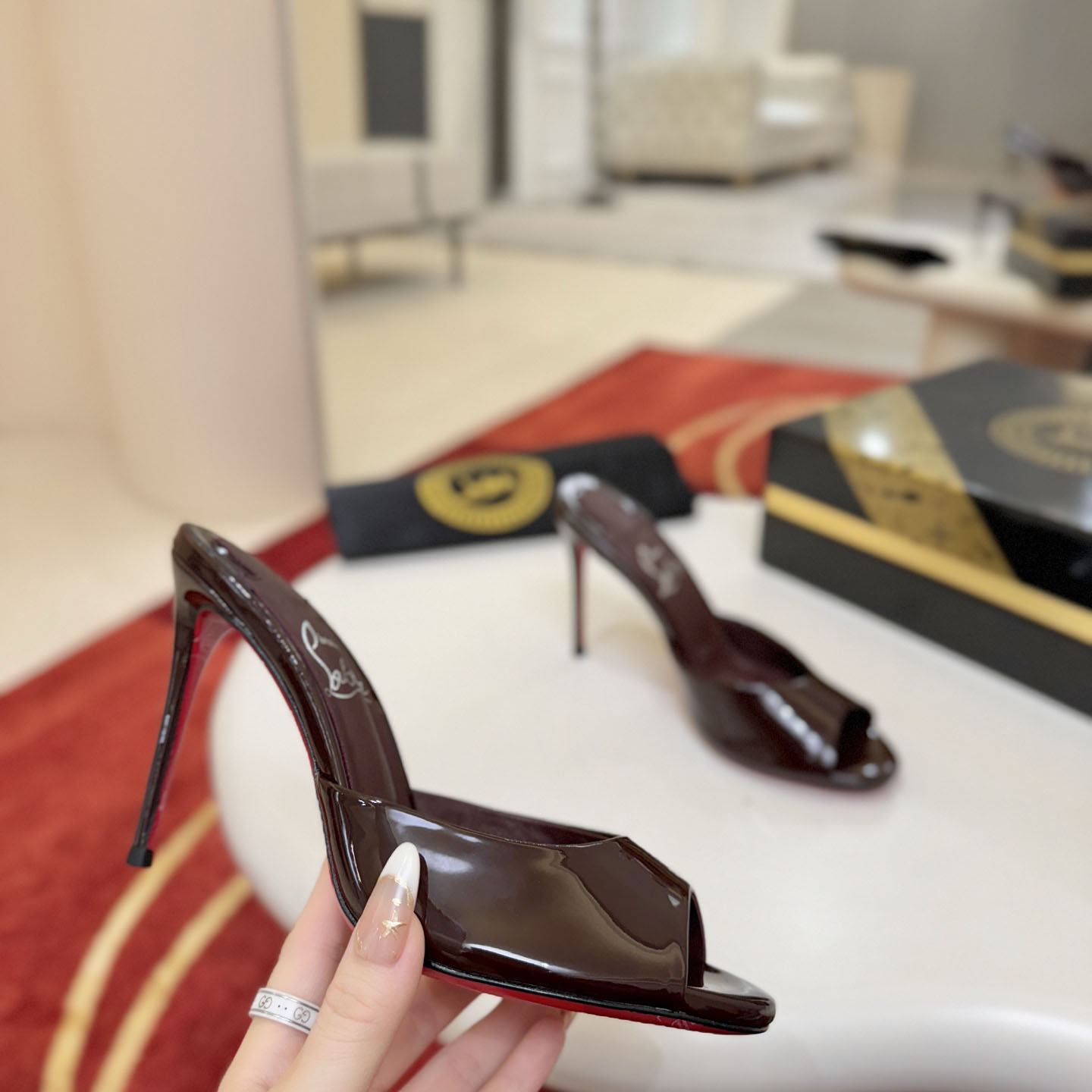 Christian Louboutin Me Dolly 100MM Patent Leather Mules - DopestKickz