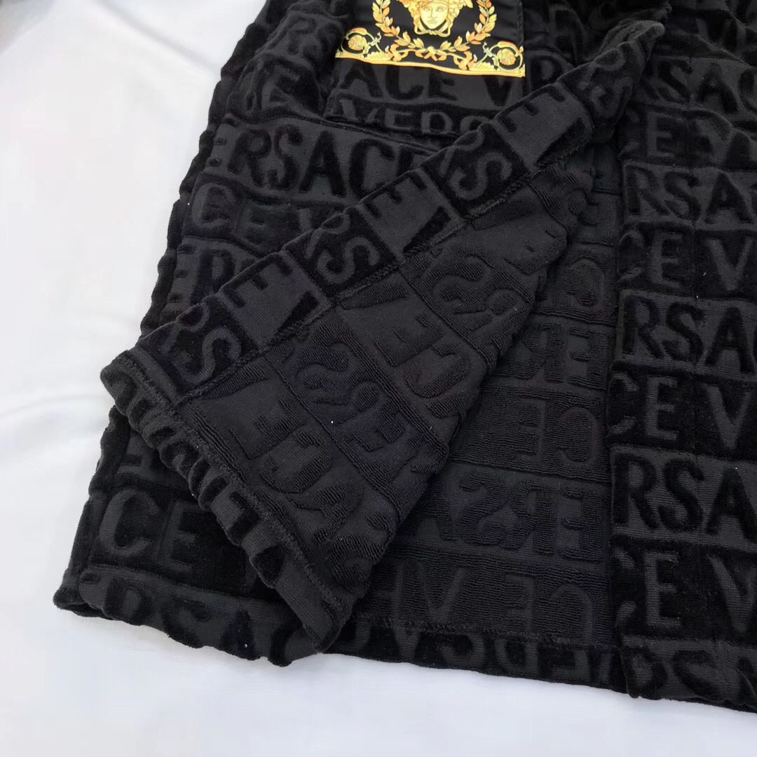 Versace Embroidered Bathrobe Black Gold - DopestKickz