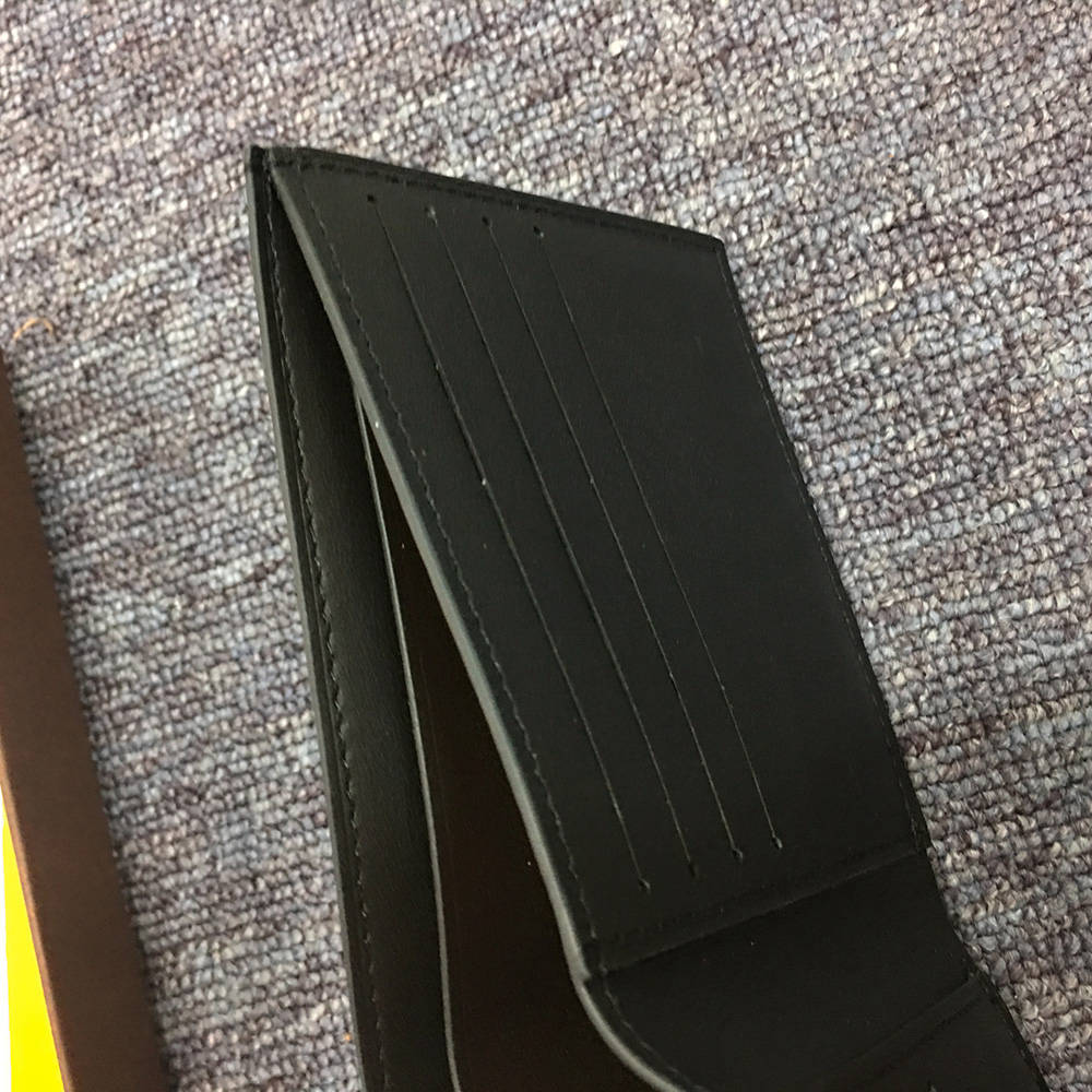 Short 6 Card Slots Billfold Wallet Black - DopestKickz