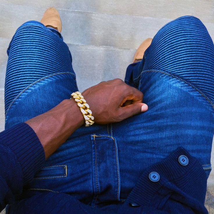 Miami Cuban Chain Diamond Cuban Link Bracelet in Yellow Gold - DopestKickz