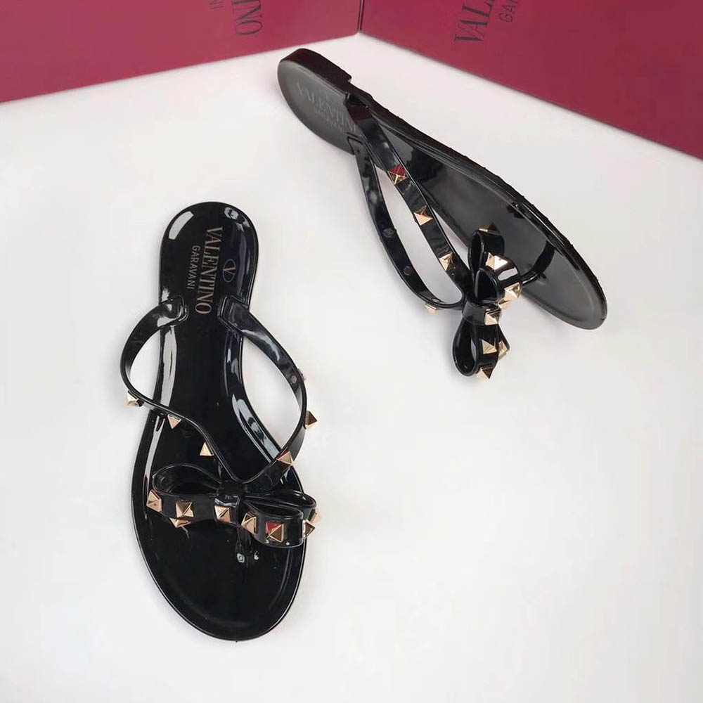 Valentino Garavani Rockstud PVC Flip Flop(Black) - DopestKickz
