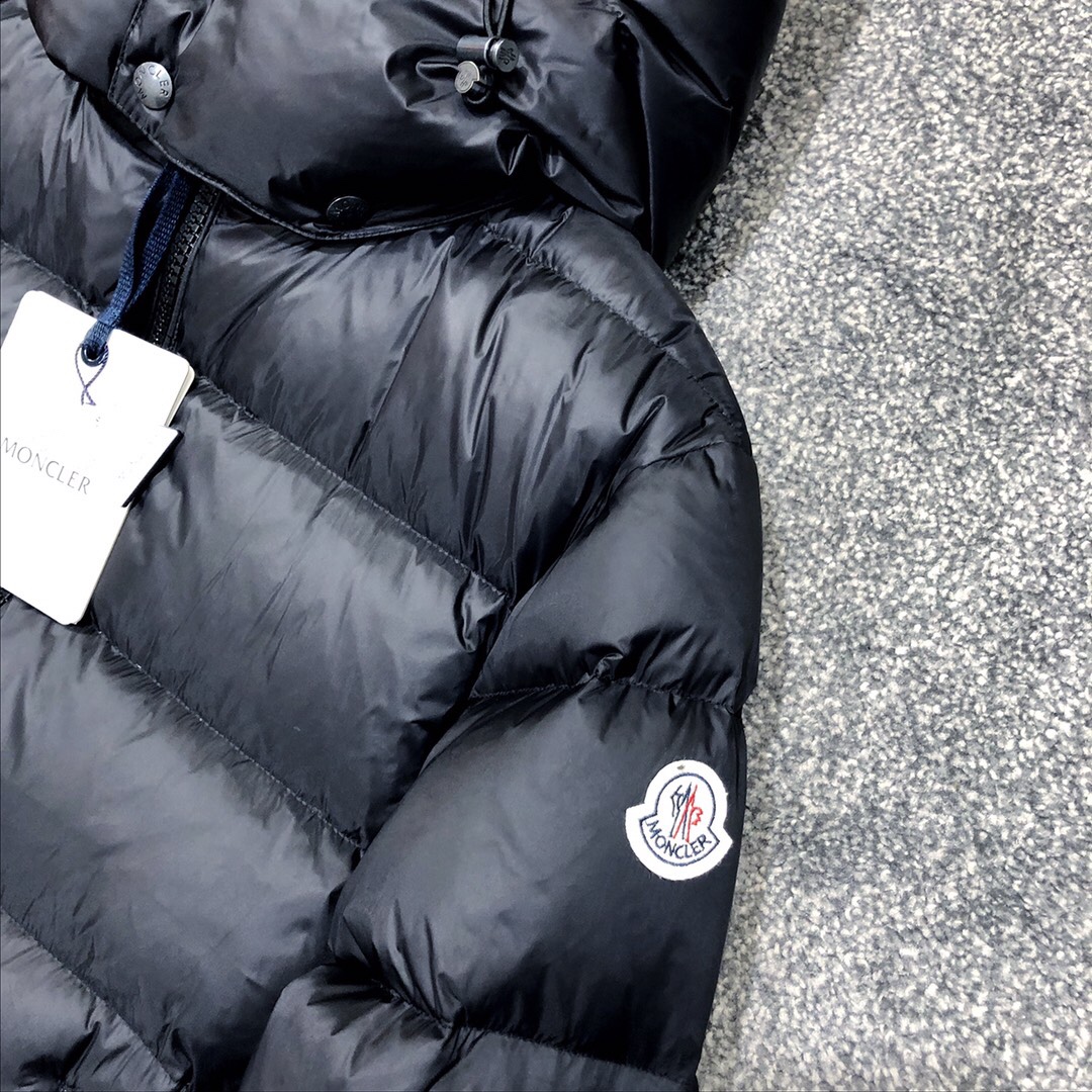 Moncler Black Down Jacket - DopestKickz
