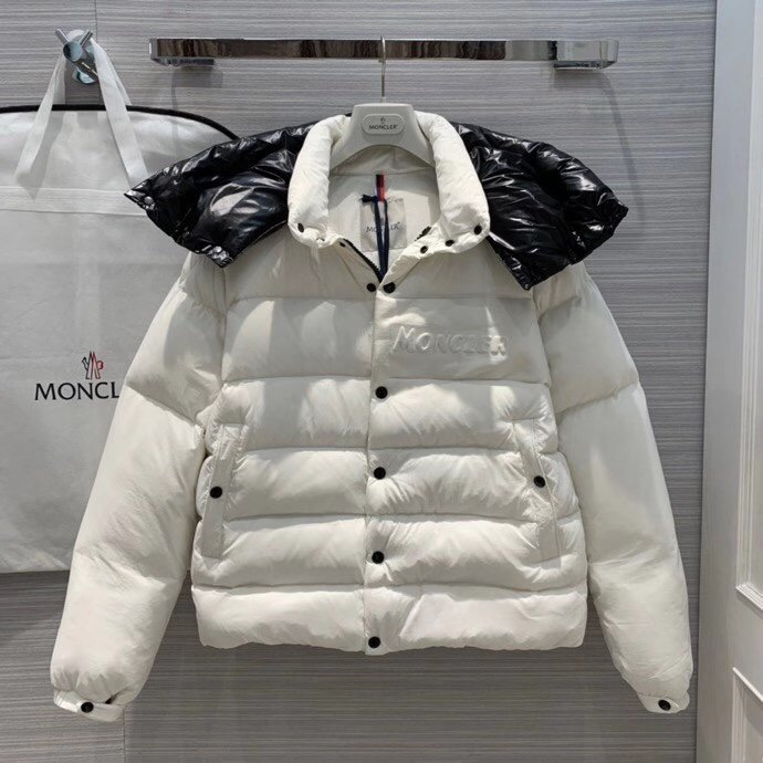 Moncler Aubrac Padded Jacket - DopestKickz