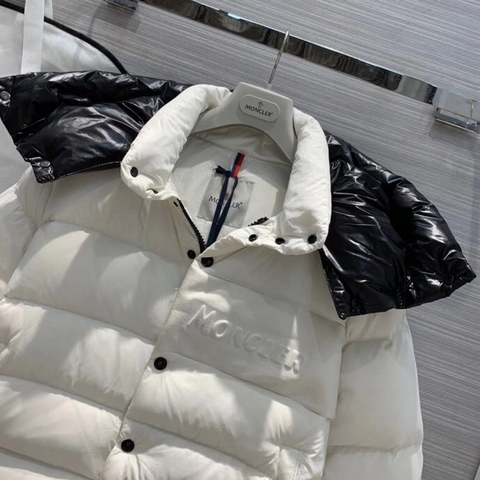 Moncler Aubrac Padded Jacket - DopestKickz