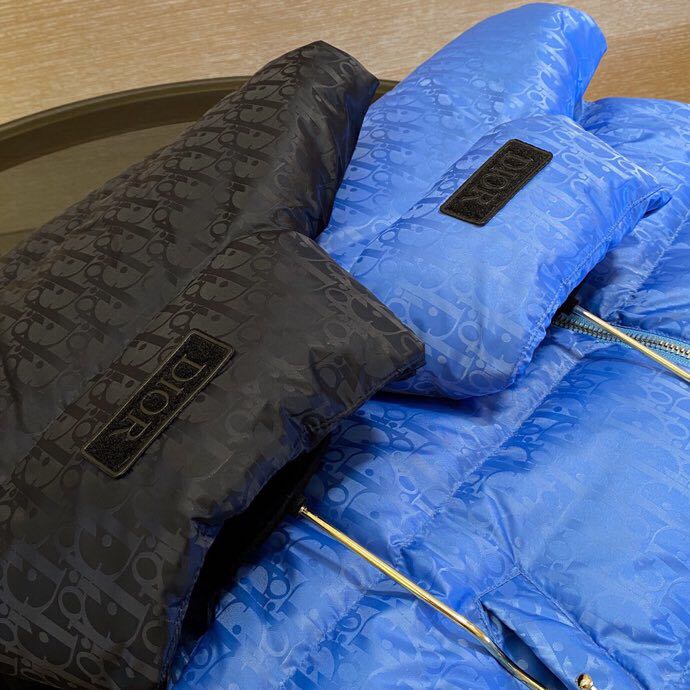 Dior Oblique Sleeveless Down Jacket In Blue - DopestKickz