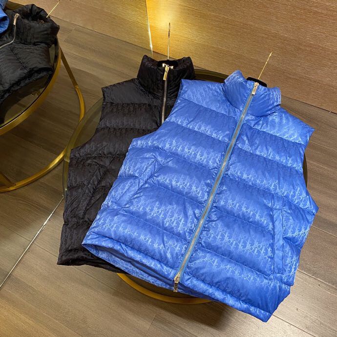 Dior Oblique Sleeveless Down Jacket - DopestKickz