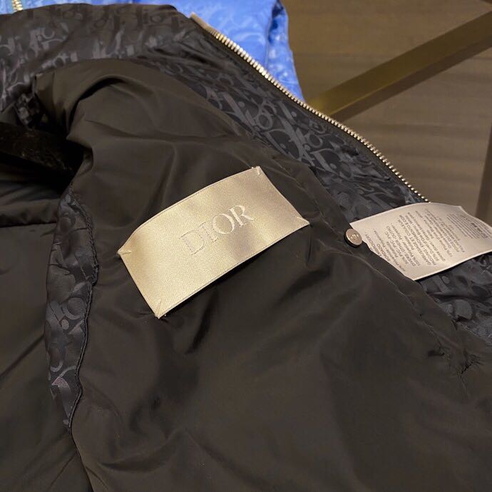 Dior Oblique Sleeveless Down Jacket - DopestKickz