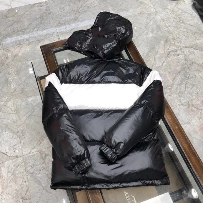 Moncler Logo Patch Padded Jacket - DopestKickz