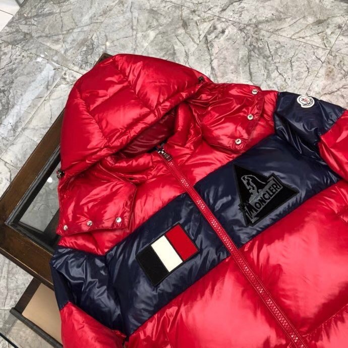 Moncler Logo Patch Padded Jacket - DopestKickz