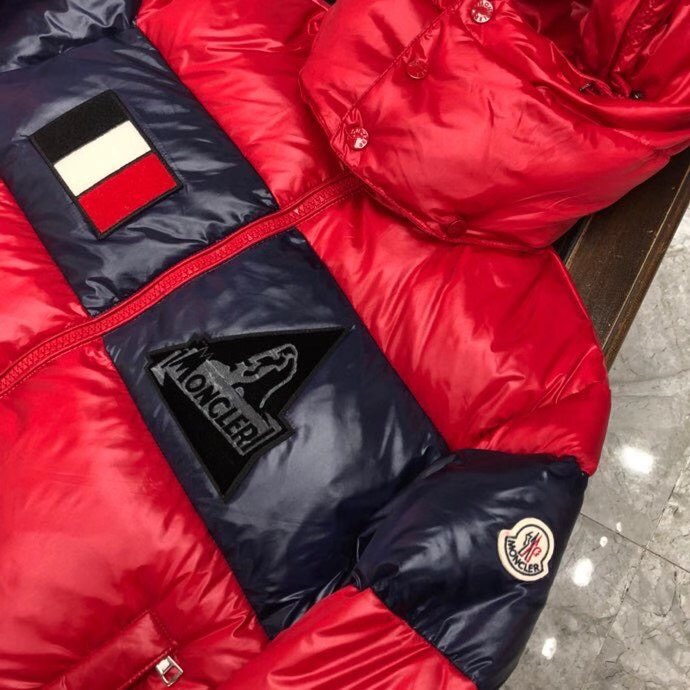 Moncler Logo Patch Padded Jacket - DopestKickz