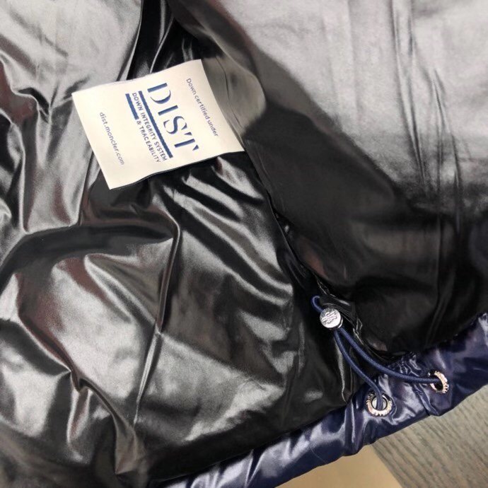 Moncler Logo Patch Padded Jacket - DopestKickz