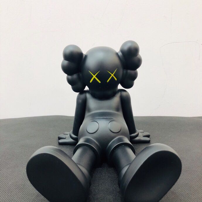 Holiday Taipei Companion - DopestKickz