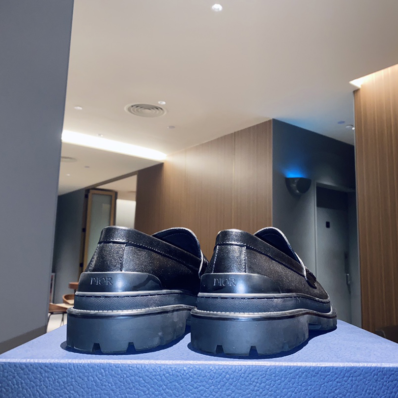 Dior  Oblique Explorer Loafer - DopestKickz