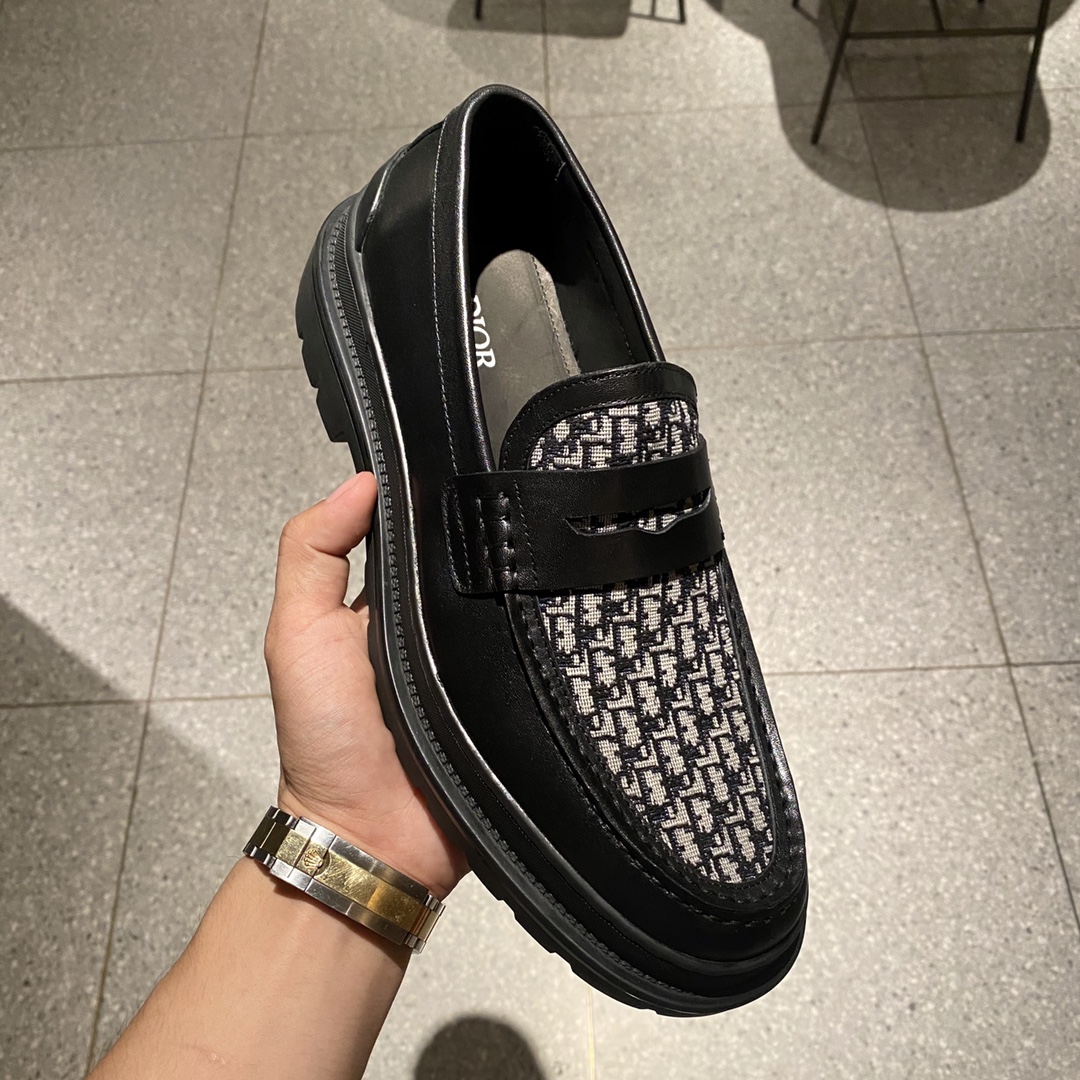 Dior  Oblique Explorer Loafer - DopestKickz