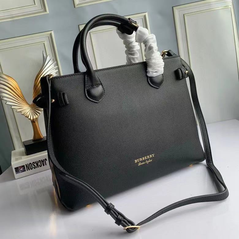 Burberry Shoulder Bag - DopestKickz