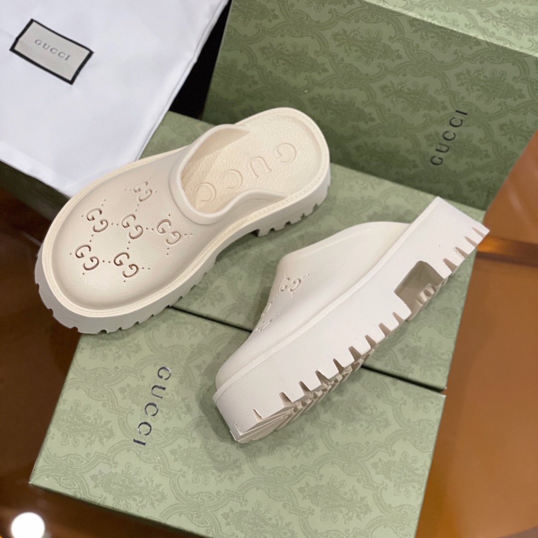 Gucci GG Slides - DopestKickz
