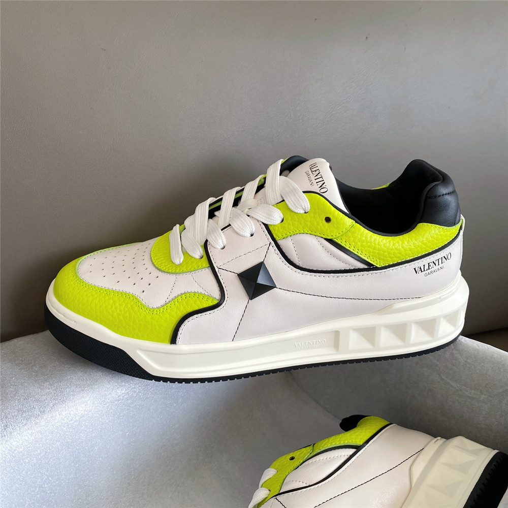 Valenti  Garavani One Stud Low-Top Sneaker In Nappa - DopestKickz