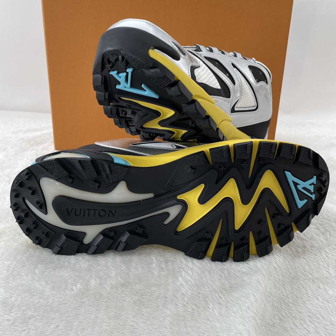 Louis Vuitton Runner Tatic Sneaker(Upon UK Size) - DopestKickz