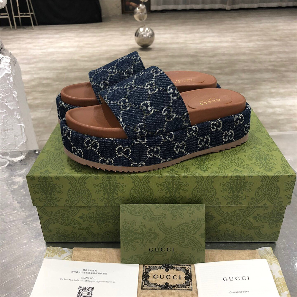 Gucci Women's Platform Slide Sandal(Blue and Ivory) - DopestKickz