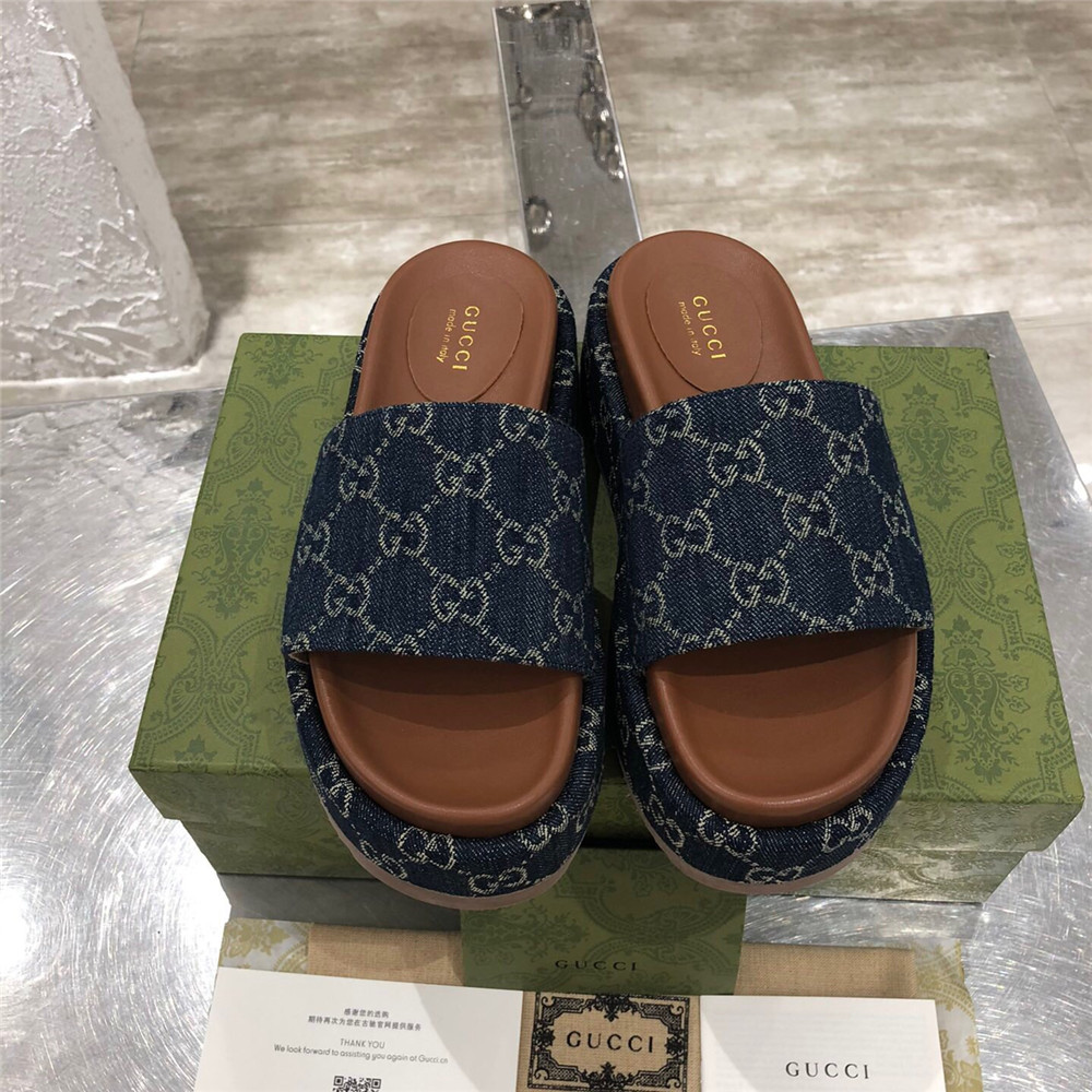 Gucci Women's Platform Slide Sandal(Blue and Ivory) - DopestKickz