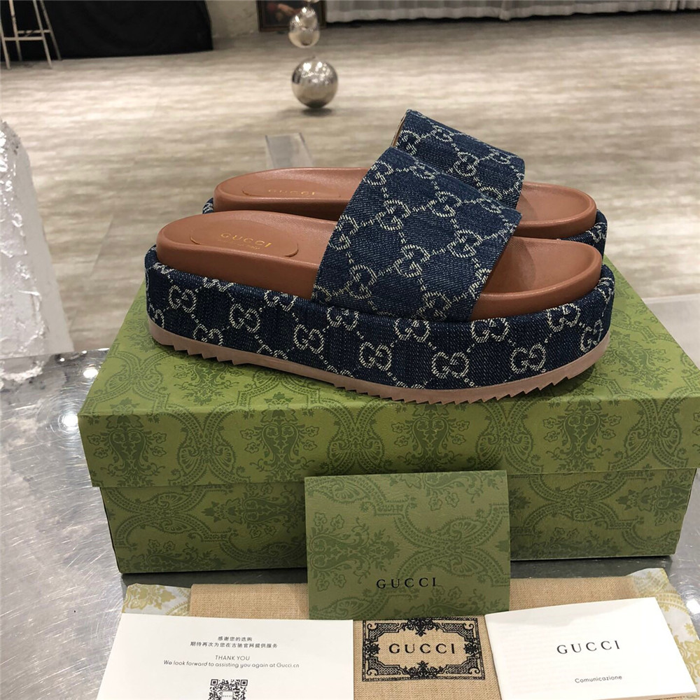 Gucci Women's Platform Slide Sandal(Blue and Ivory) - DopestKickz