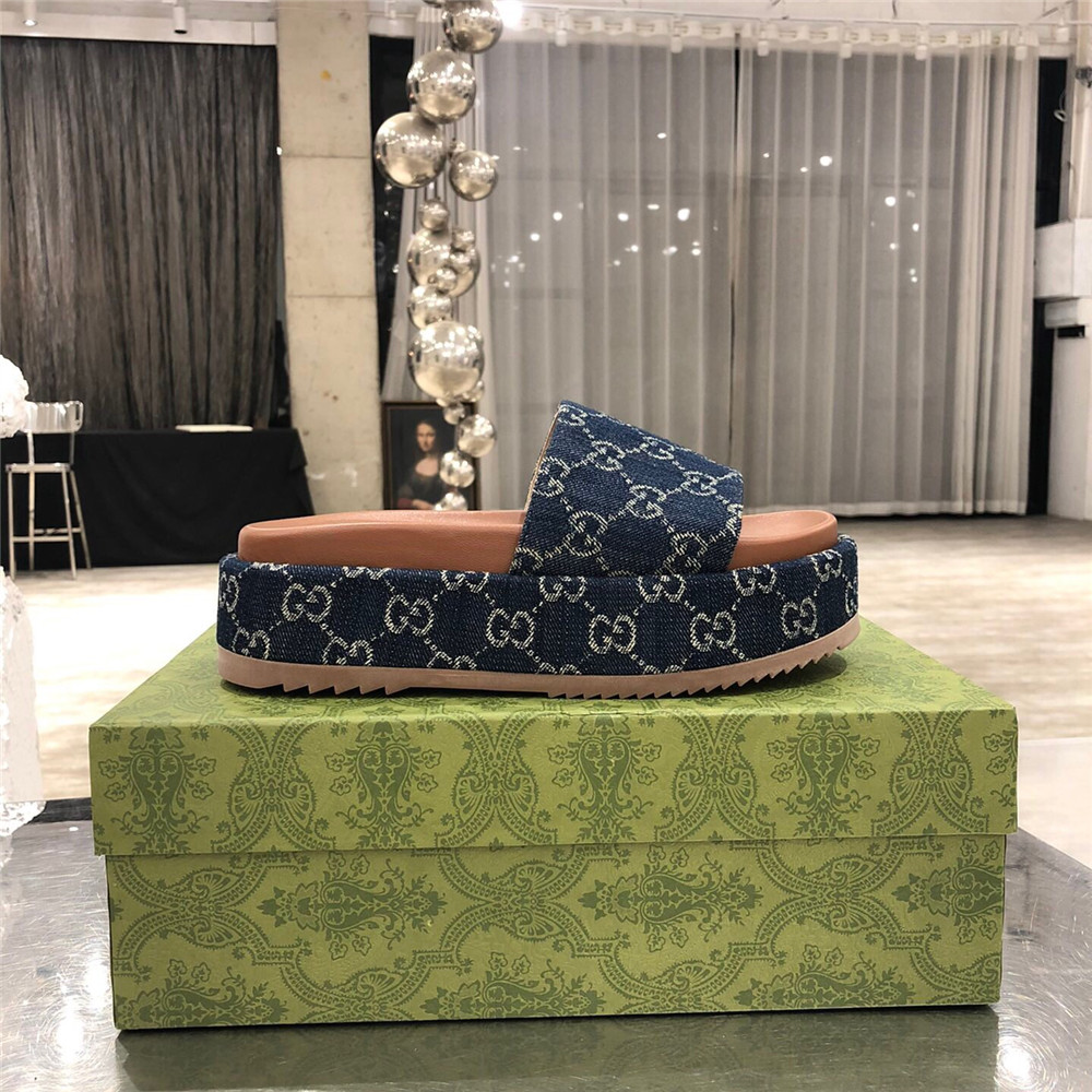 Gucci Women's Platform Slide Sandal(Blue and Ivory) - DopestKickz