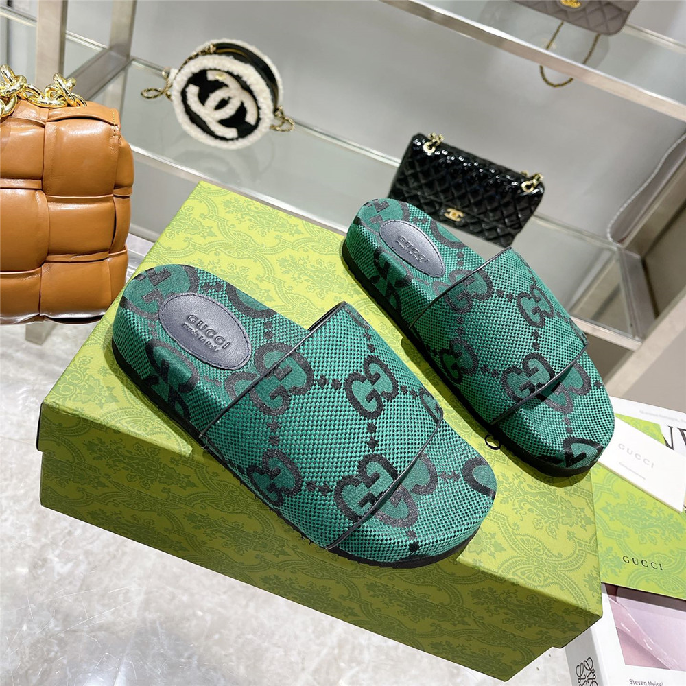 Gucci  Green GG Logo Slides - DopestKickz