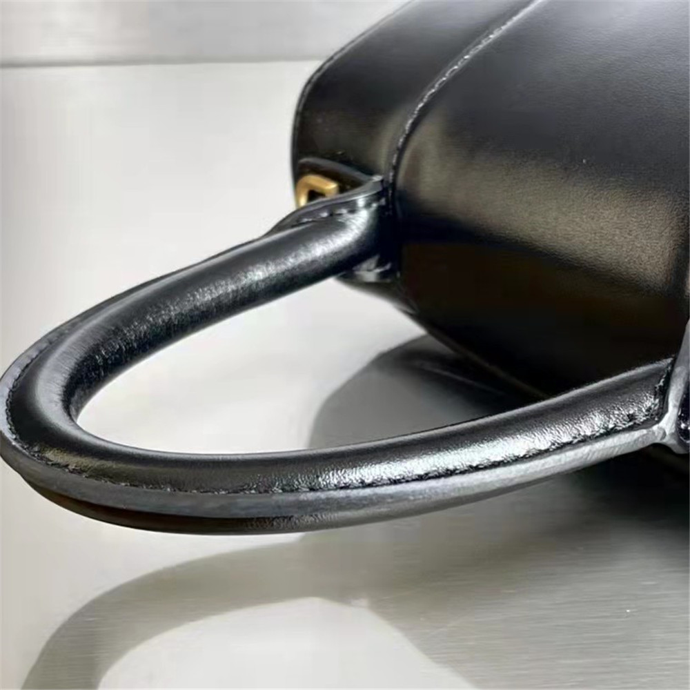 Balenciaga Handle Bag (23 X24 X10) - DopestKickz