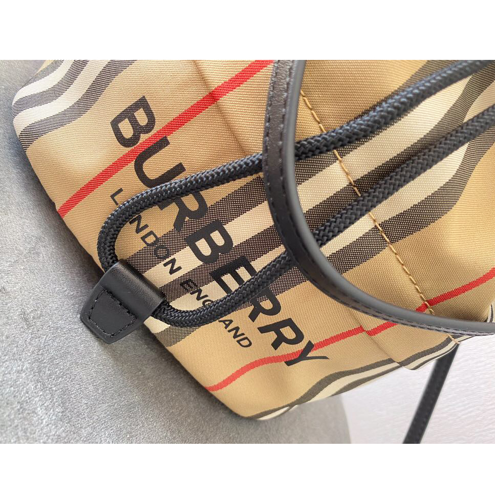 Burberry Shoulder Bag (Size 18*19.5*14cm) - DopestKickz