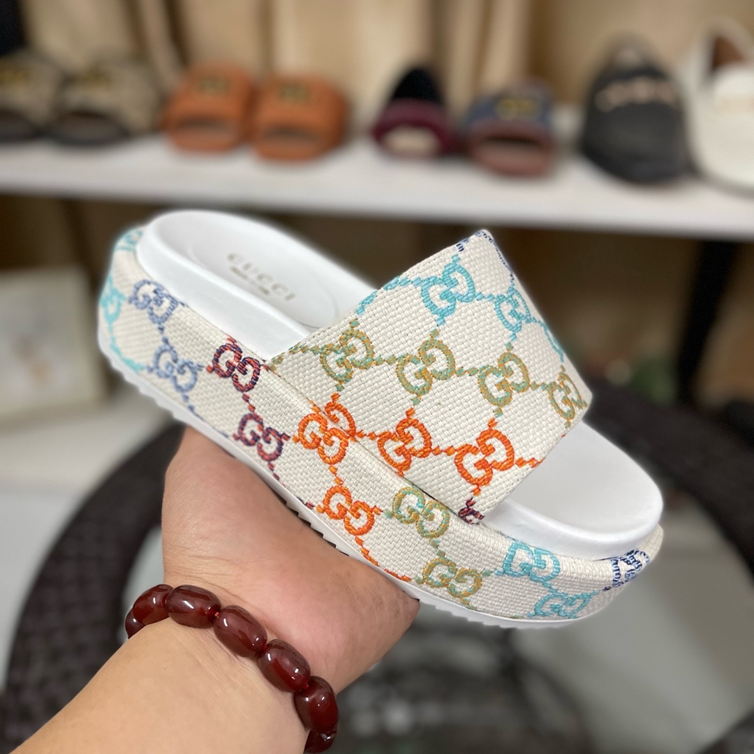 Gucci Women's Platform Slide Sandal - DopestKickz