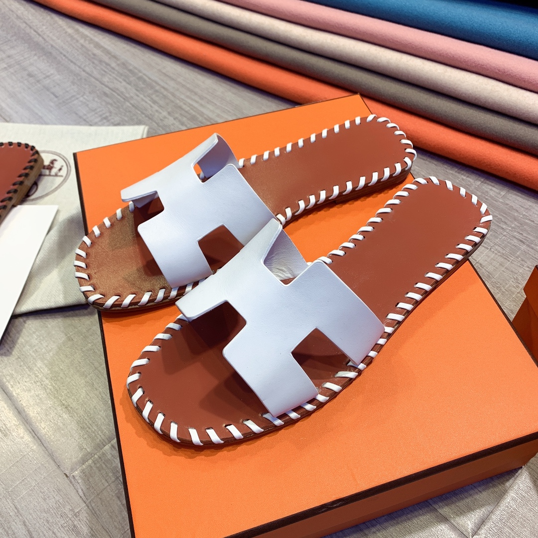 Hermes Leather Oran Sandals - DopestKickz