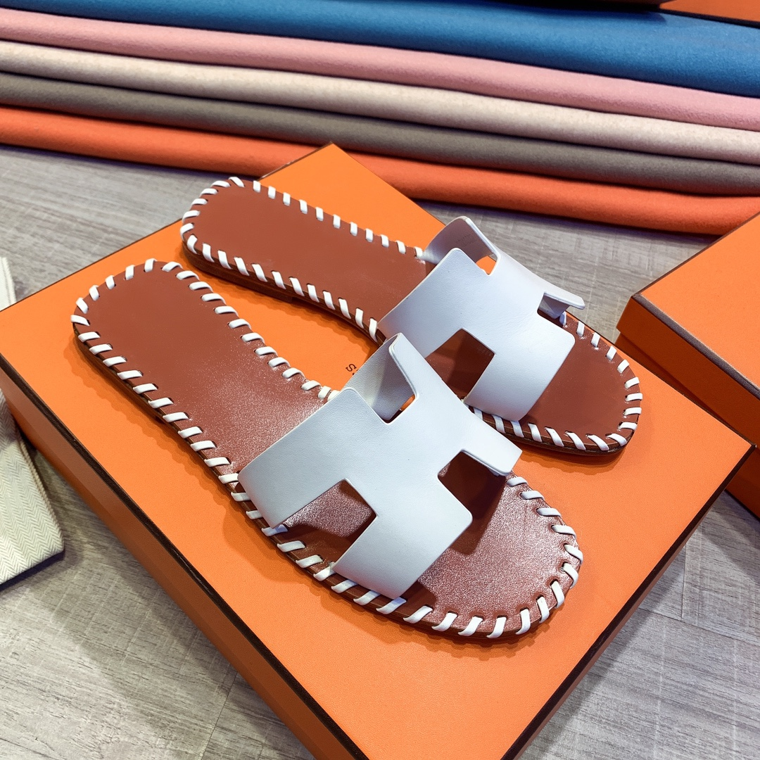 Hermes Leather Oran Sandals - DopestKickz