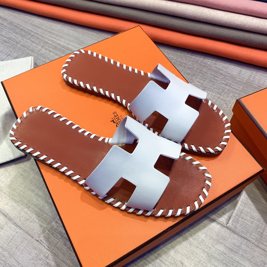 Hermes Leather Oran Sandals - DopestKickz
