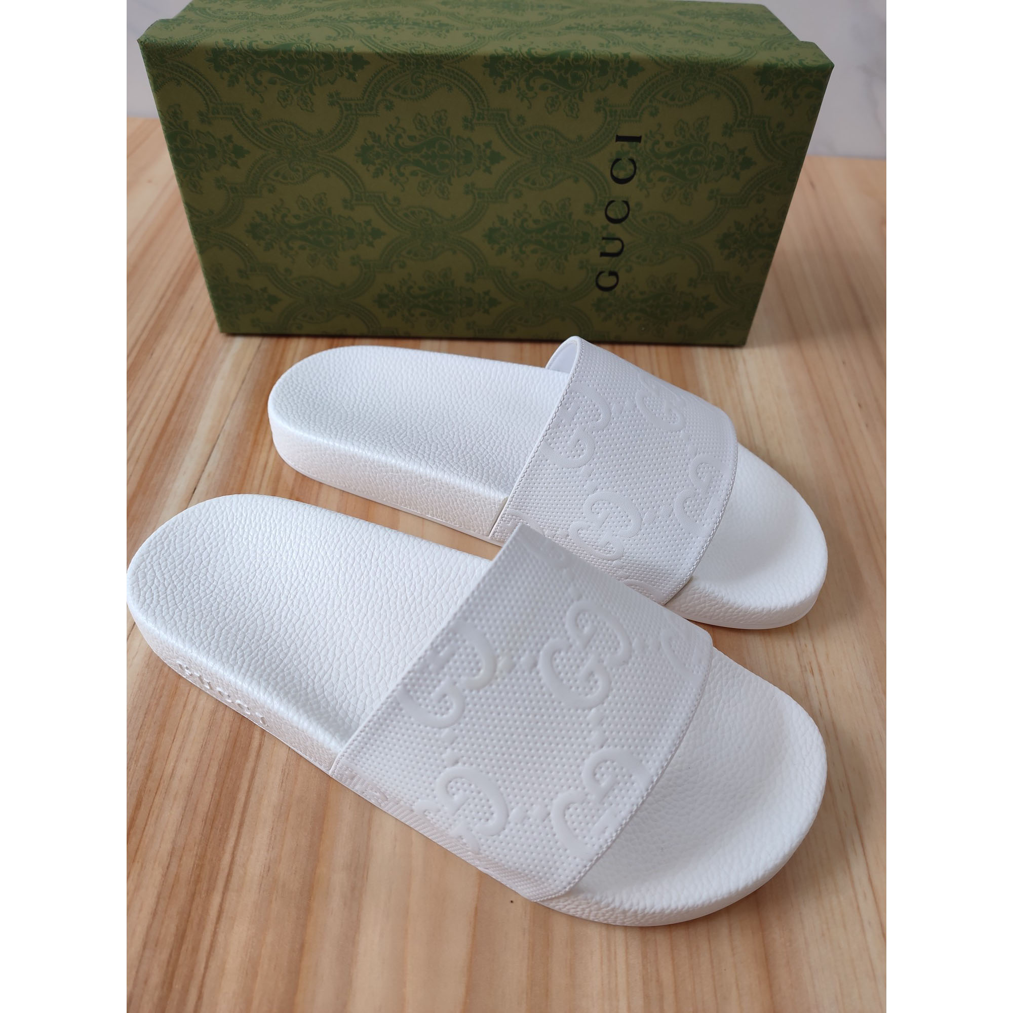 Gucci Logo Rubber Slide Sandal In White - DopestKickz