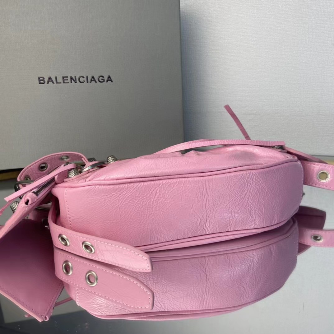 Balenciaga Women's Handbag（26-16-10cm） - DopestKickz