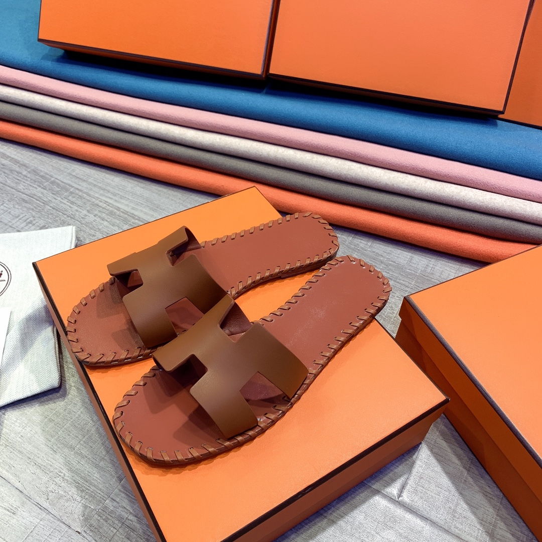 Hermes Leather Oran Sandals - DopestKickz