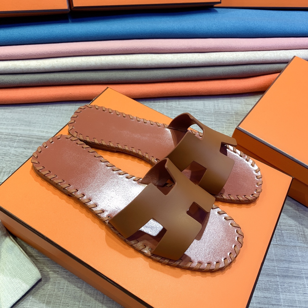 Hermes Leather Oran Sandals - DopestKickz